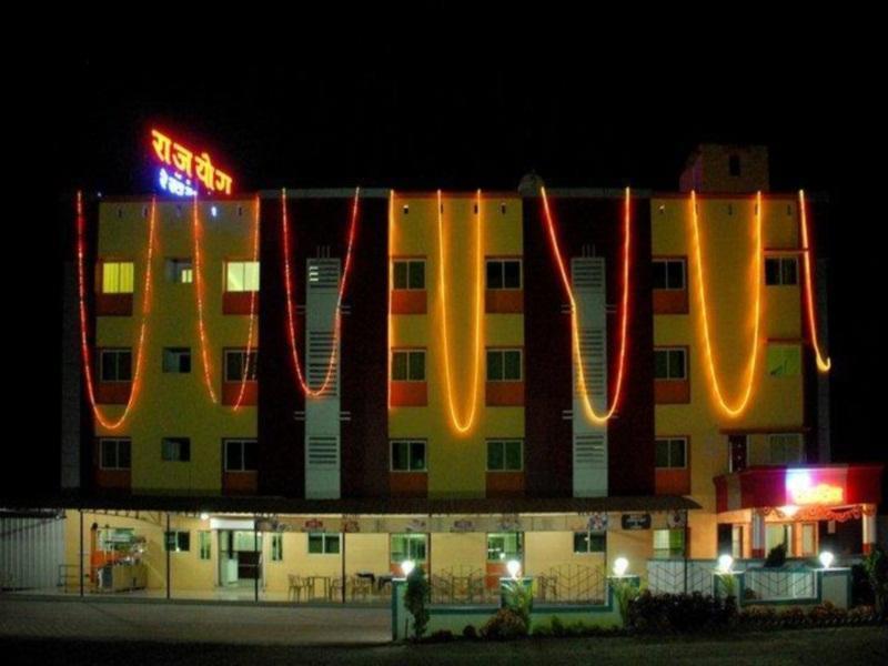 Hotel Rajyog Ranjangaon Ganpati Zewnętrze zdjęcie