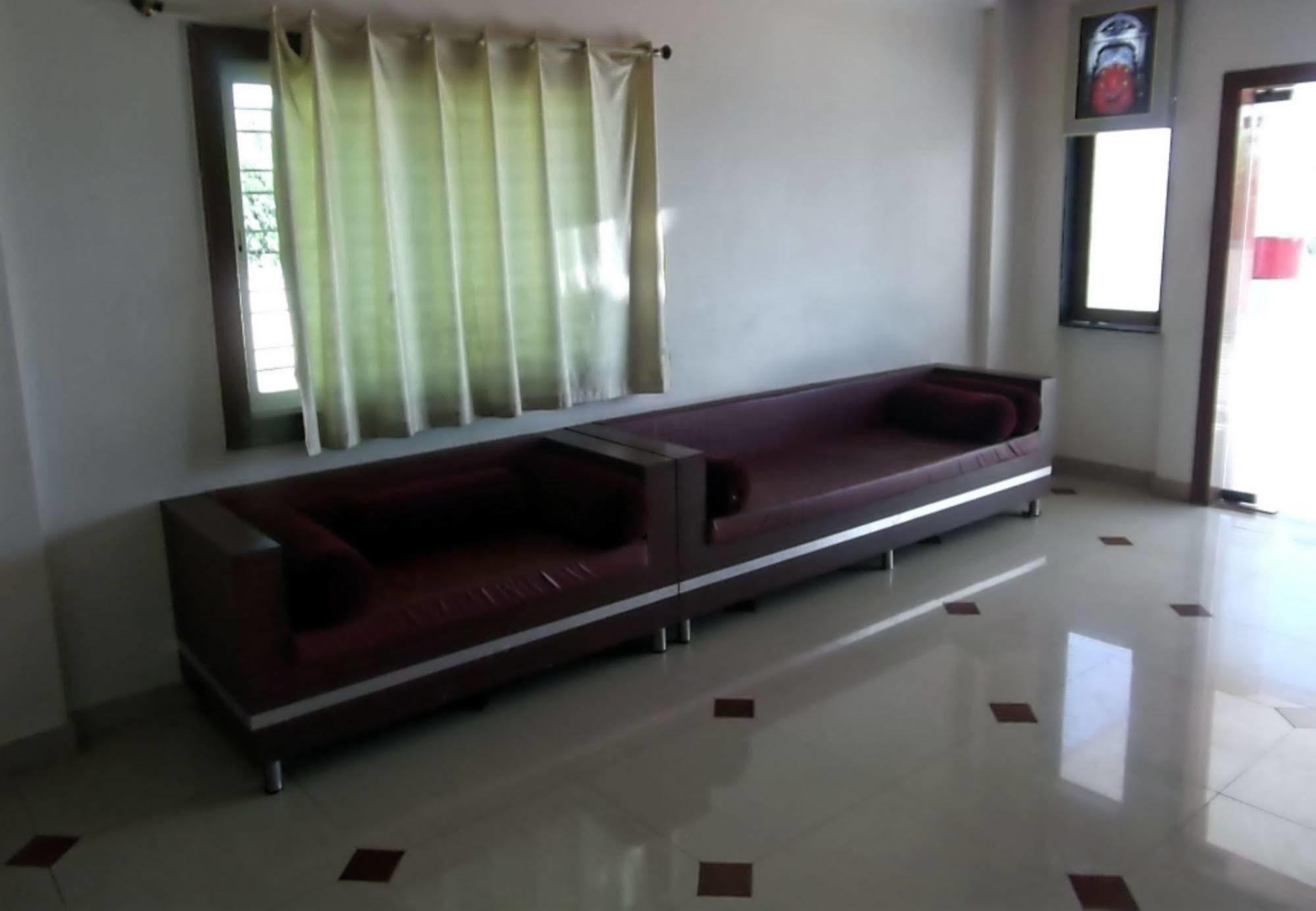 Hotel Rajyog Ranjangaon Ganpati Zewnętrze zdjęcie