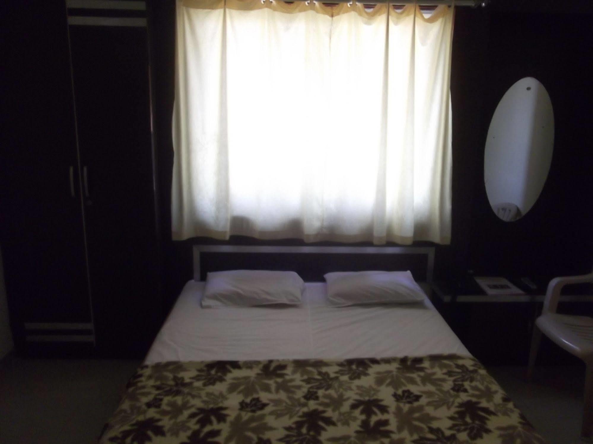 Hotel Rajyog Ranjangaon Ganpati Zewnętrze zdjęcie